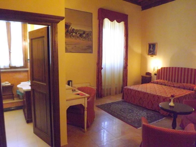 Relais Il Postiglione - Antica Posta Dei Chigi Hotel Campagnano Di Roma Phòng bức ảnh